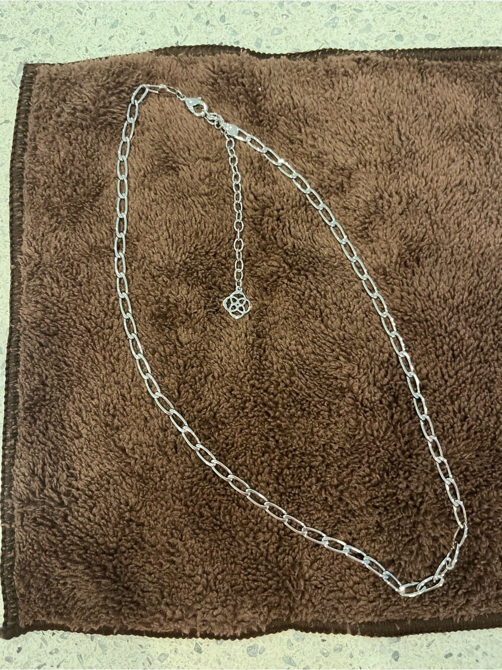 NWOT Kendra Scott Silver Necklace - Picture 2 of 5